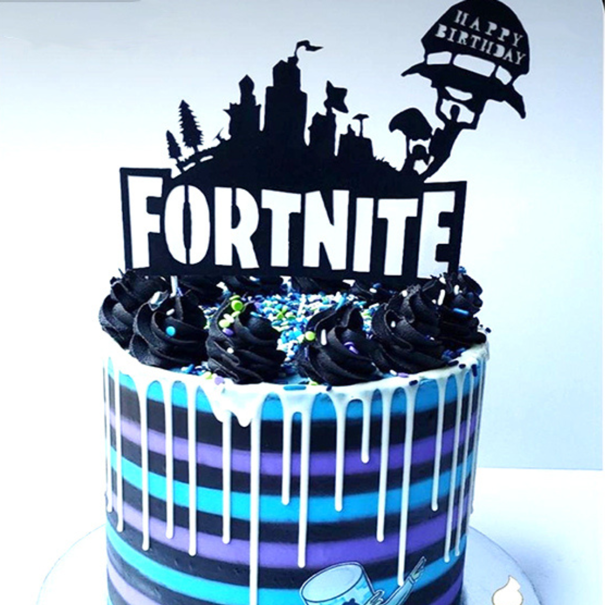 Fortnite-Themed Birthday Cake Topper – Gaming Party Decoration