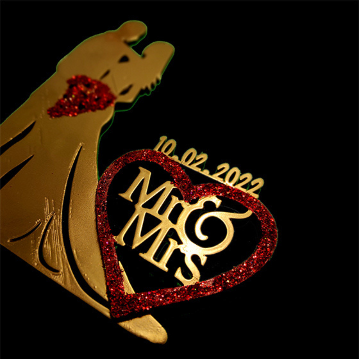 Mr & Mrs Wedding Cake Topper with Date – Romantic Bride & Groom - Image 3